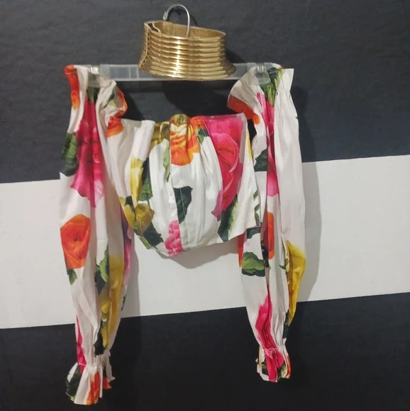 Women Floral Roses printed off shoulder puffer sleeves corset top - Picture 3 of 10